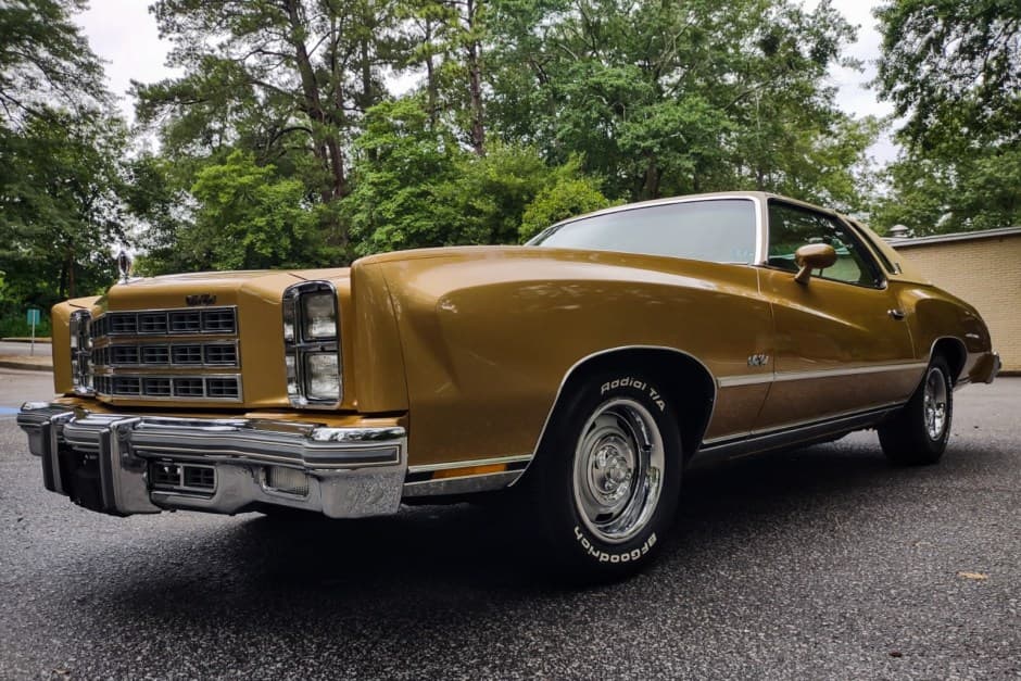 1977 Chevrolet Monte Carlo sold for $29,250