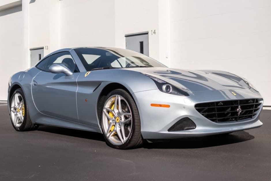 2016 Ferrari California sold for $132,000