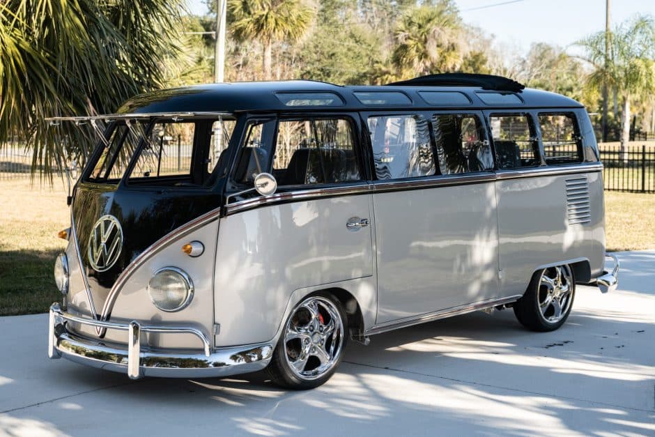 1966 Volkswagen Split-Window Bus sold for $70,250