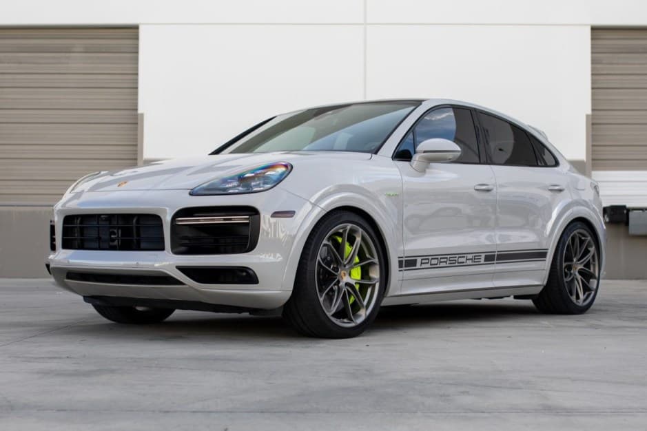 2020 Porsche 9Y0/9Y3 Cayenne (2019-) sold for $120,999