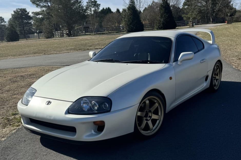 1993 Toyota Supra A80 (1993-2002) sold for $41,000
