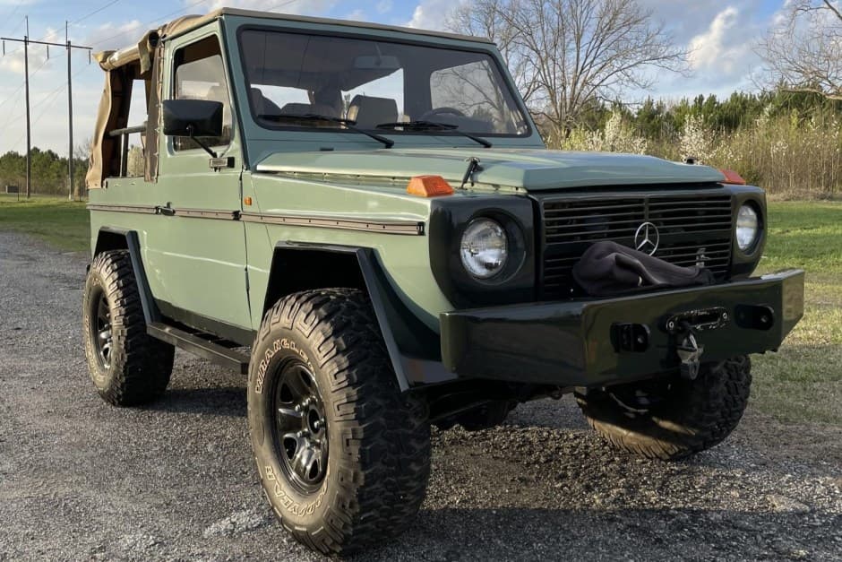 1983 Mercedes-Benz W460 Geländewagen sold for $22,000