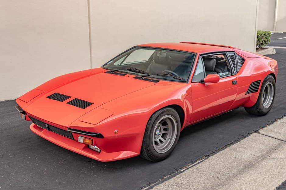 1989 DeTomaso Pantera sold for $171,000