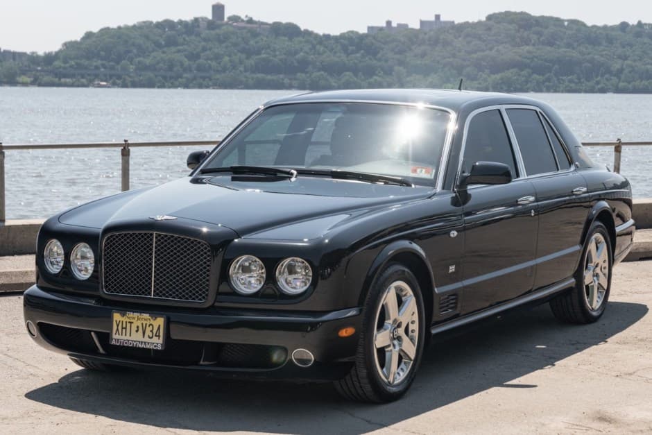 2007 Bentley Arnage sold for $40,000
