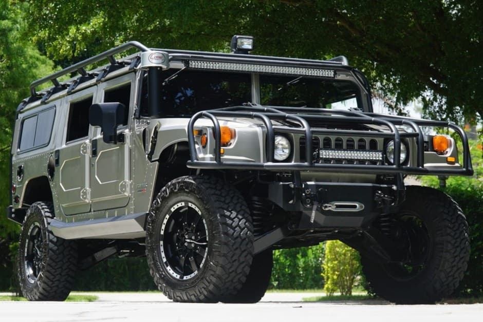 2000 Hummer H1 sold for $103,000