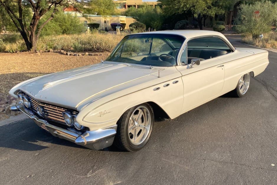 1961 Buick LeSabre sold for $29,750