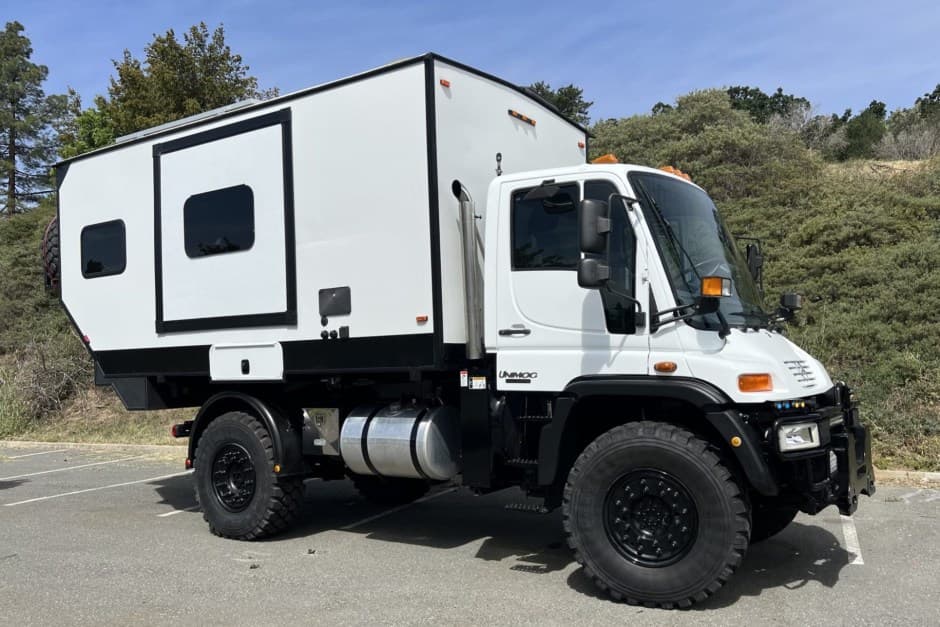 2003 Mercedes-Benz Unimog sold for $151,000