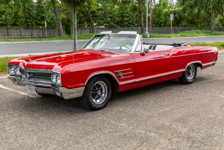 1965 Buick Wildcat sold for $22,000