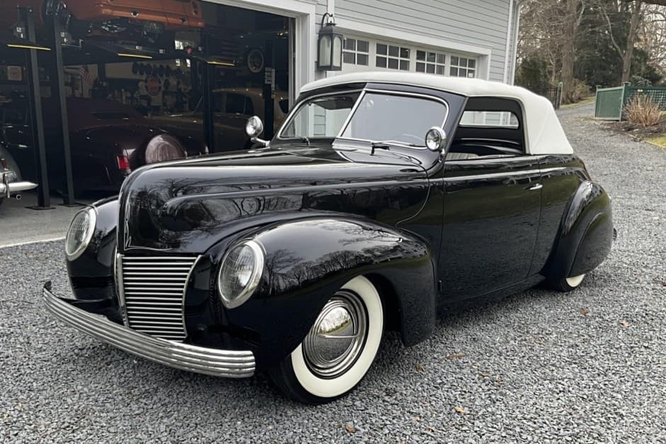 1939 Mercury Eight sold for $34,750