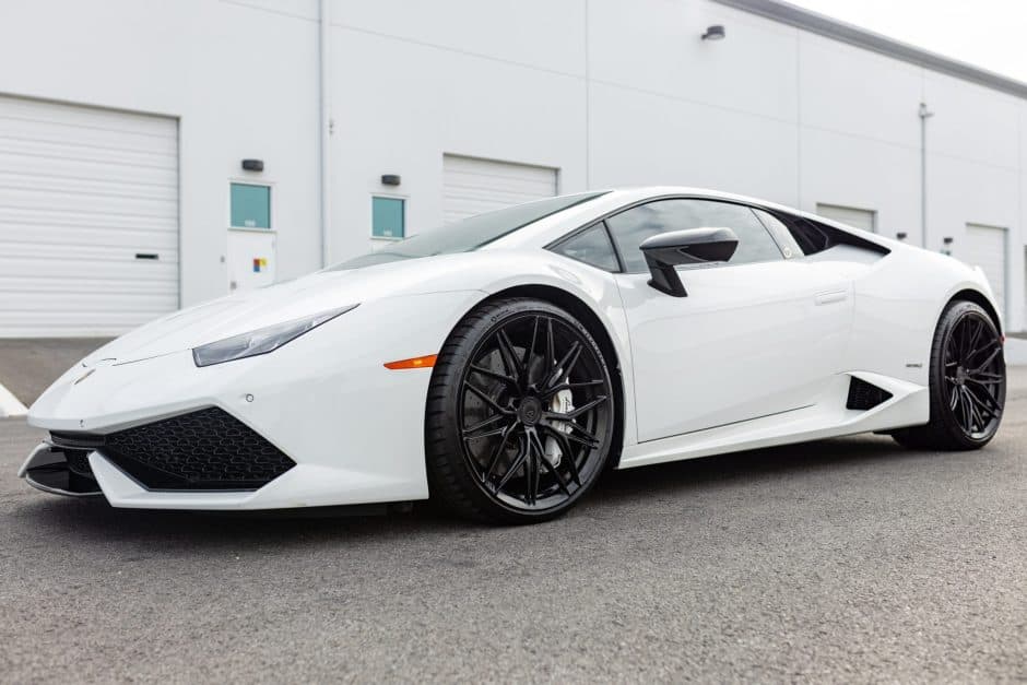 2015 Lamborghini Huracán sold for $194,000