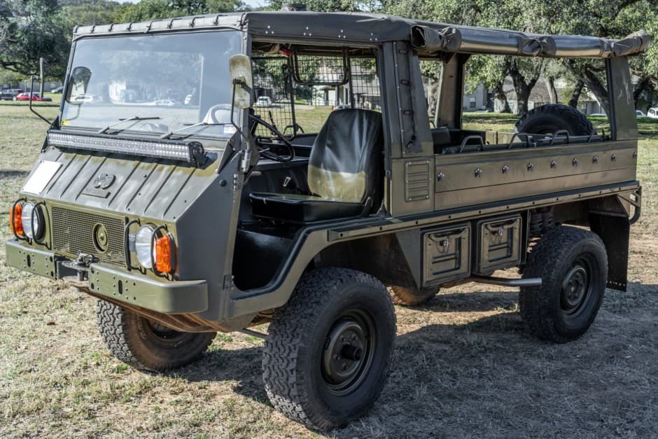 1975 Steyr-Puch Pinzgauer sold for $22,000