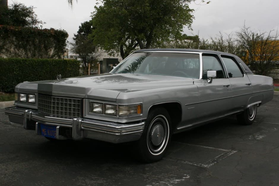 1976 Cadillac Sixty Special sold for $9,200