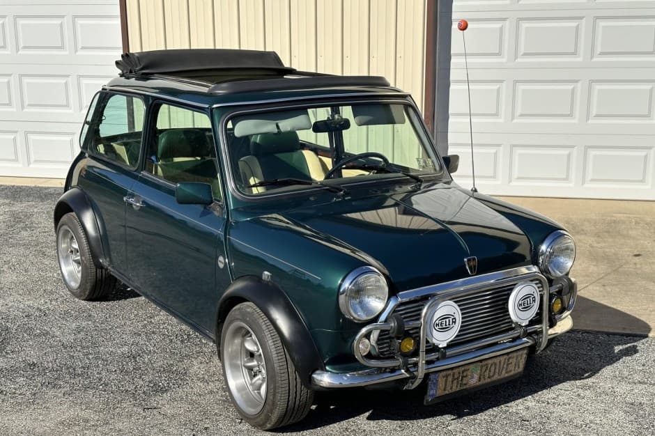 1994 Mini Mk VI & Mk VII sold for $20,500