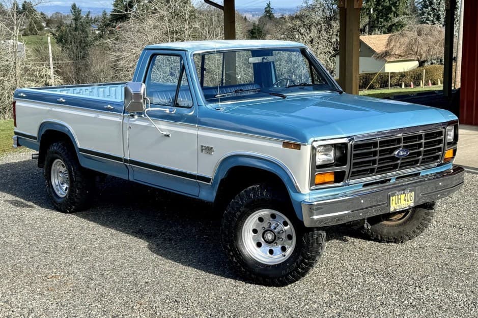 1983 Ford F-Series 1980-1986 sold for $25,250