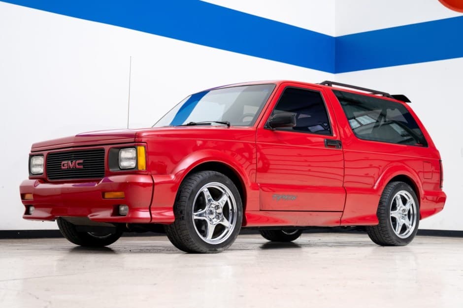 1992 GMC Typhoon sold for $34,045
