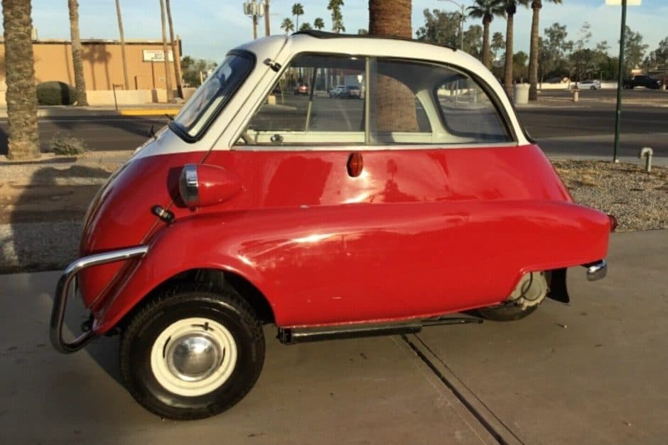 1962 BMW Isetta sold for $16,250
