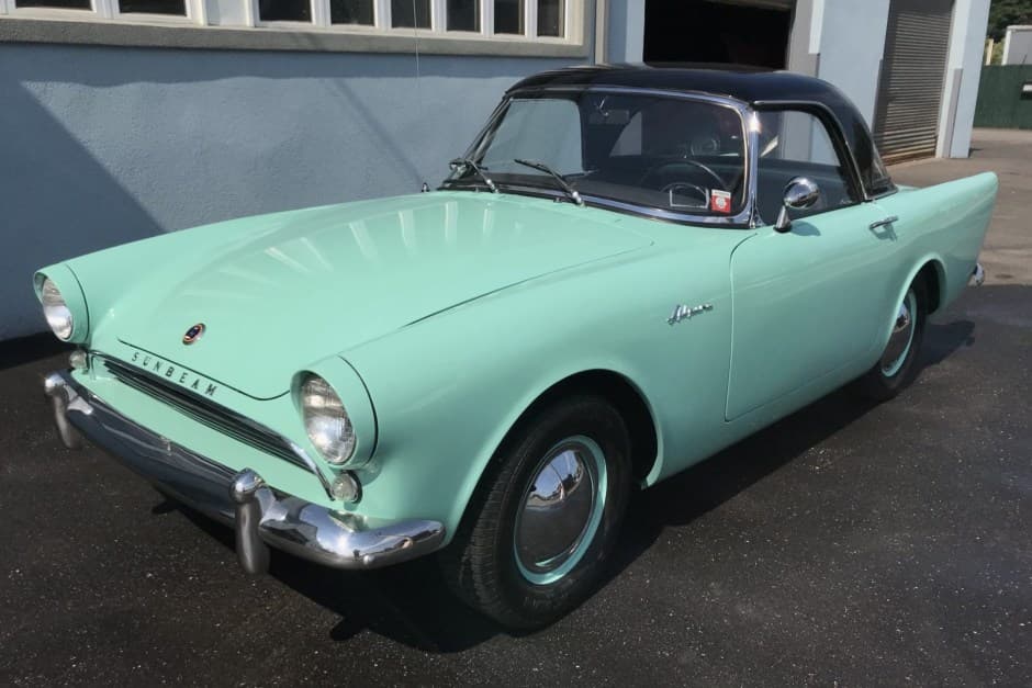 1960 Sunbeam Alpine sold for $16,000