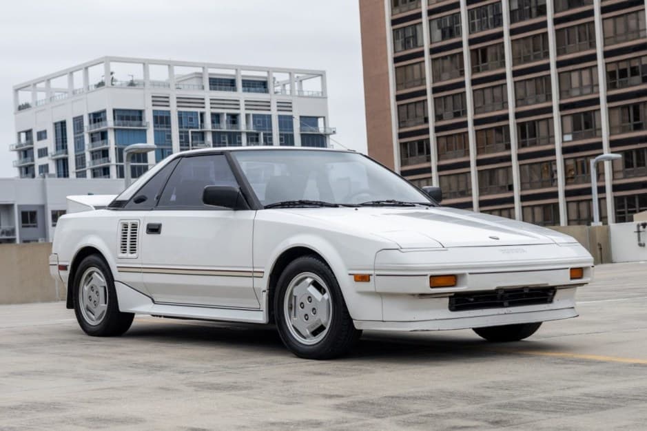 1986 Toyota AW11 MR2 sold for $14,000