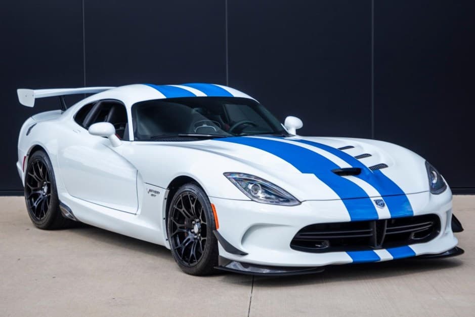 2015 Dodge Viper (2013-2017) sold for $164,727
