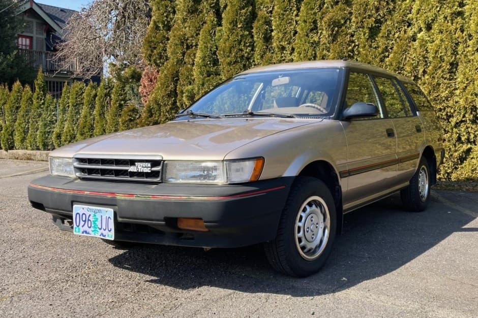 1989 Toyota Corolla sold for $4,825