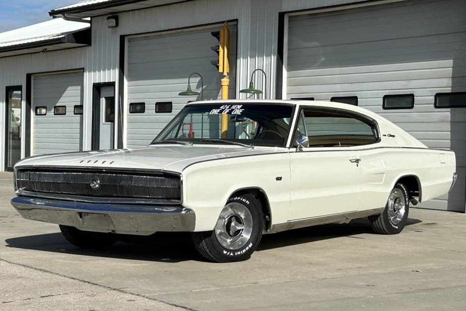 1966 Dodge Charger sold for $72,500