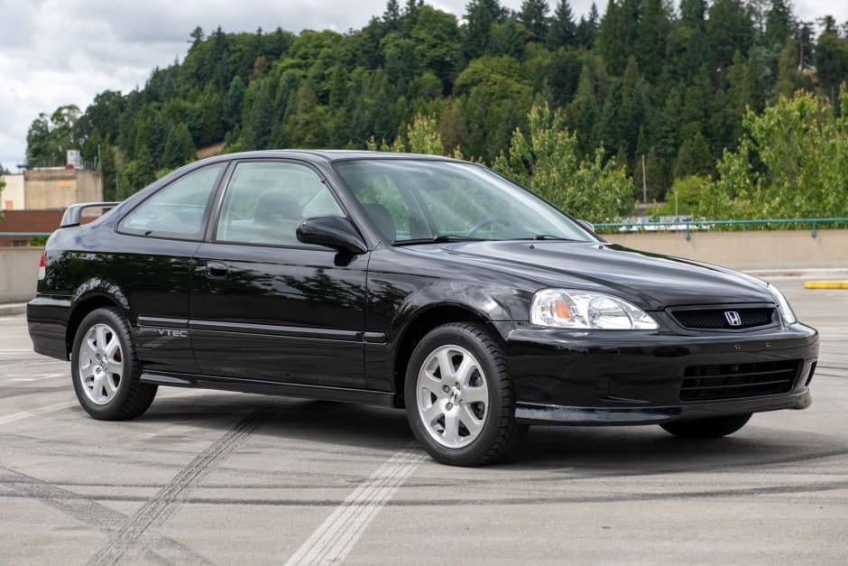 2000 Honda Civic Si sold for $23,666