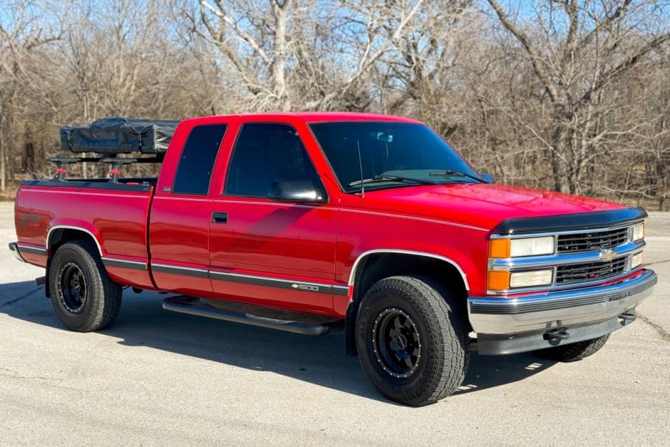 1996 Chevrolet C/K GMT400 (1988-2002) sold for $9,950