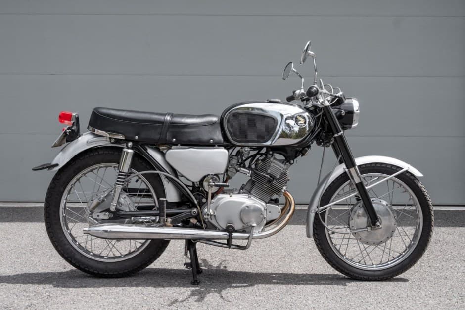 1965 Honda CB160 & CL160 sold for $4,365