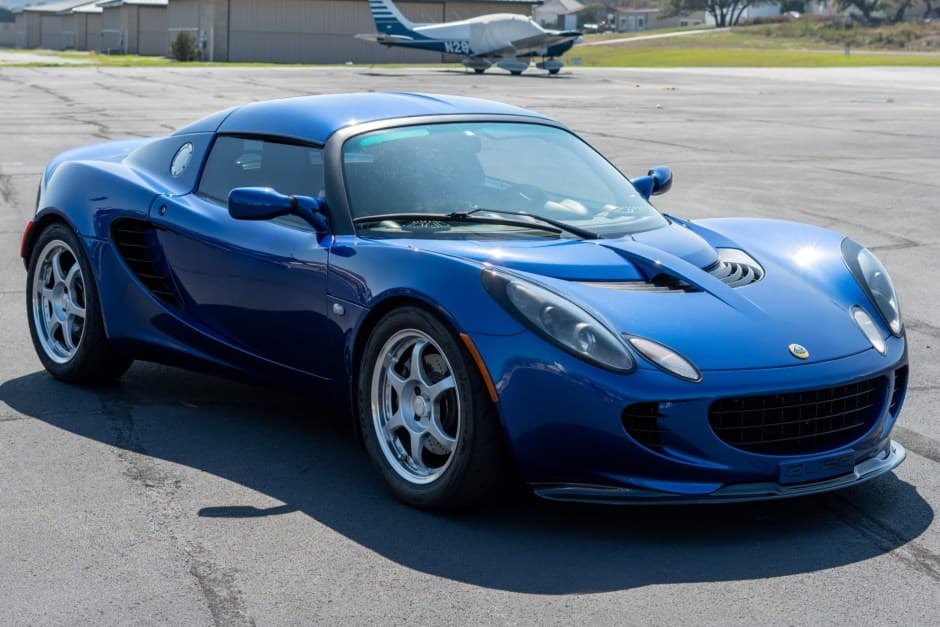 2005 Lotus Elise sold for $39,050