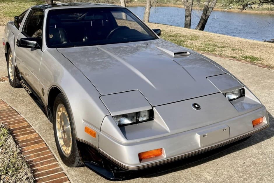 1984 Nissan Z31 300ZX sold for $24,500