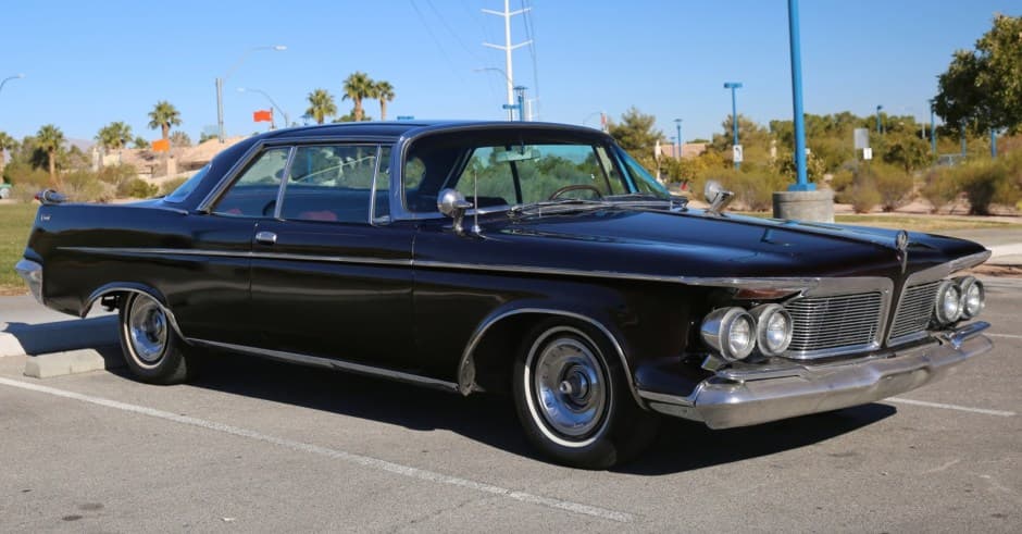 1962 Chrysler Imperial sold for $10,250
