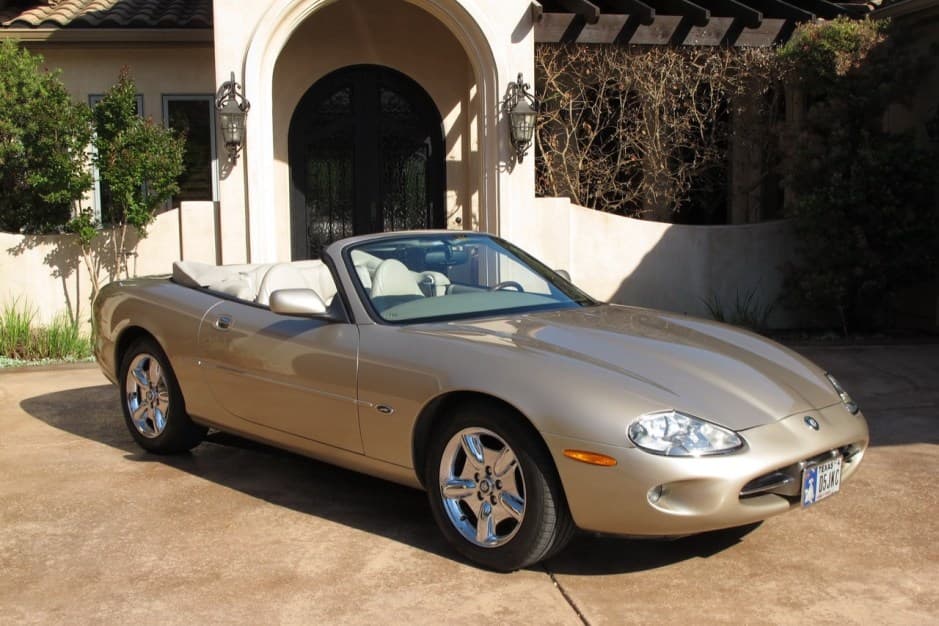 1999 Jaguar XK8 sold for $15,500
