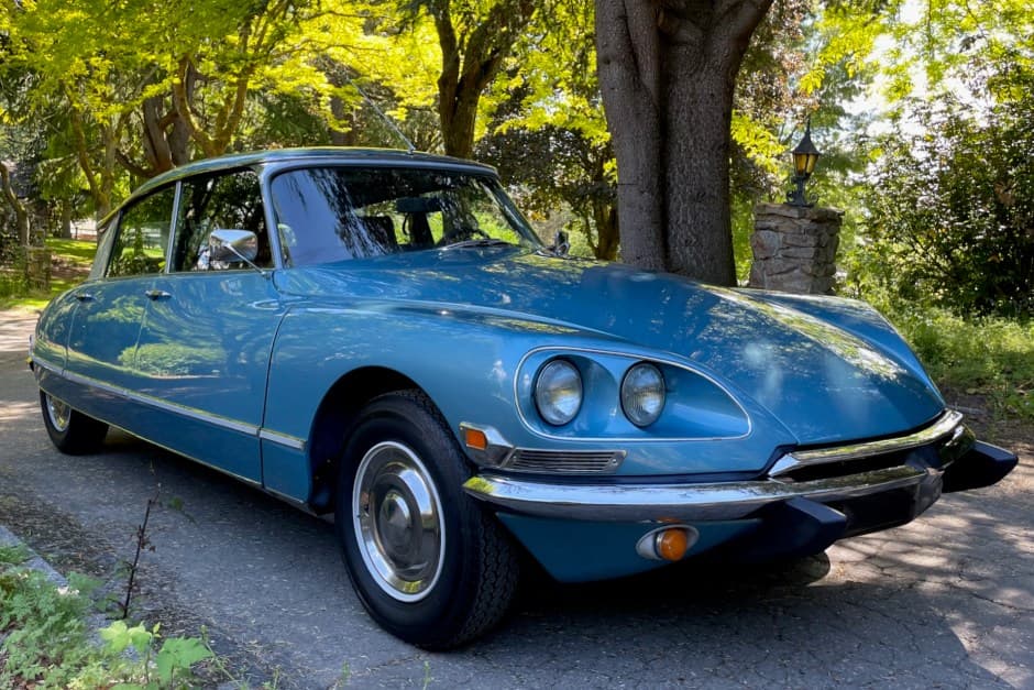 1971 Citroen DS sold for $70,000