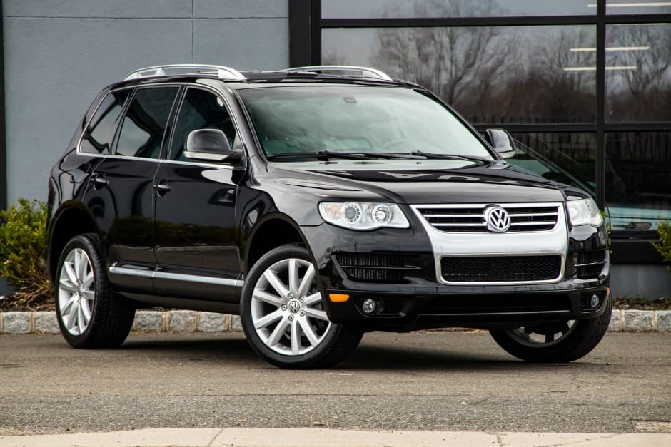 2009 Volkswagen Touareg sold for $25,900