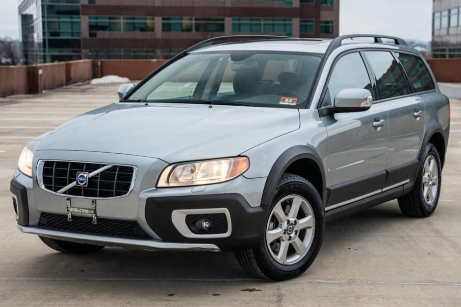 2009 Volvo XC70 sold for $13,800