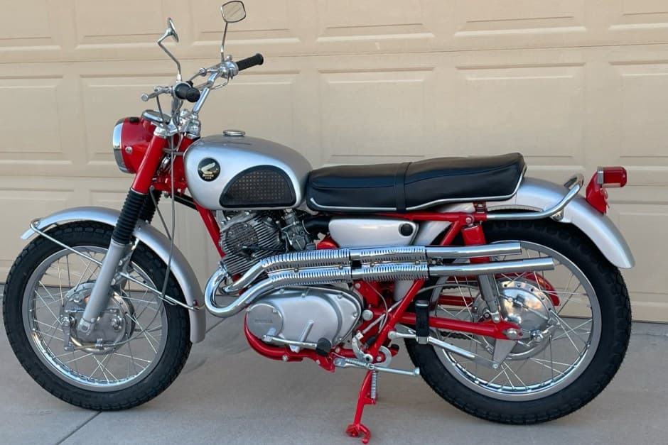 1967 Honda Dream, CB77 Super Hawk, & CL77 Scrambler sold for $13,500