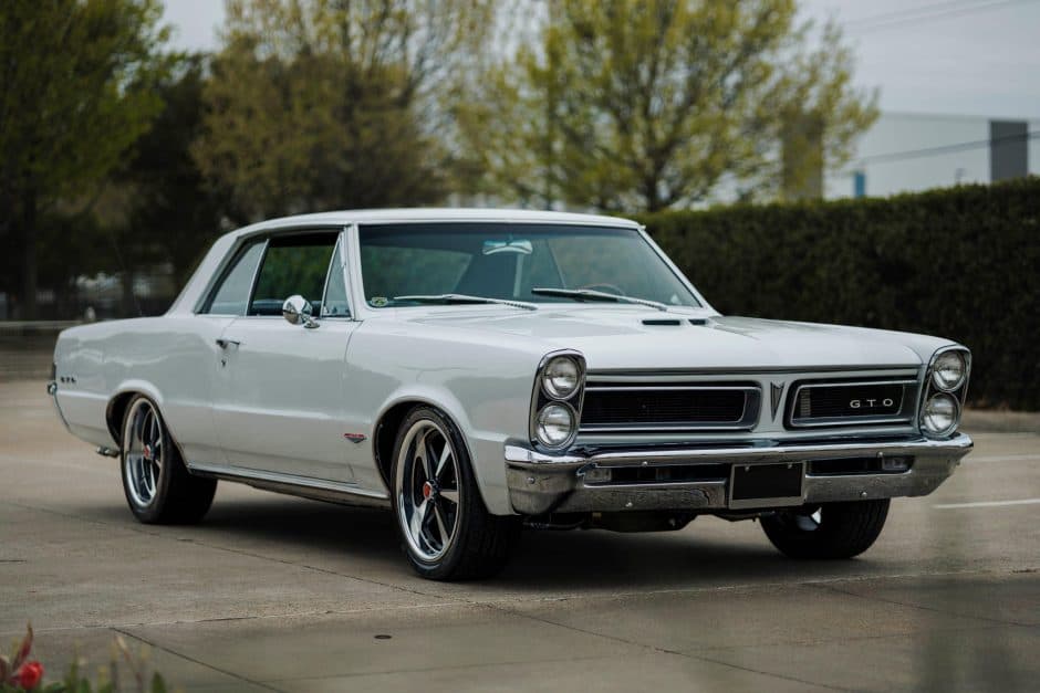 1965 Pontiac Tempest / LeMans sold for $64,000