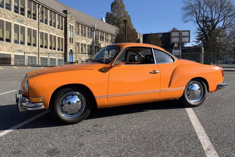 1972 Volkswagen Karmann Ghia sold for $13,750