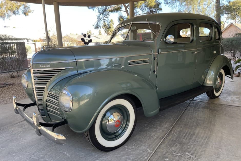 1939 Plymouth Deluxe/Special Deluxe sold for $13,000
