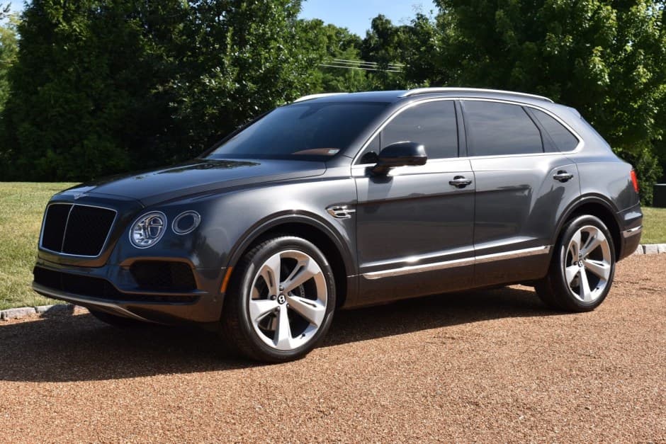 2019 Bentley Bentayga sold for $105,000