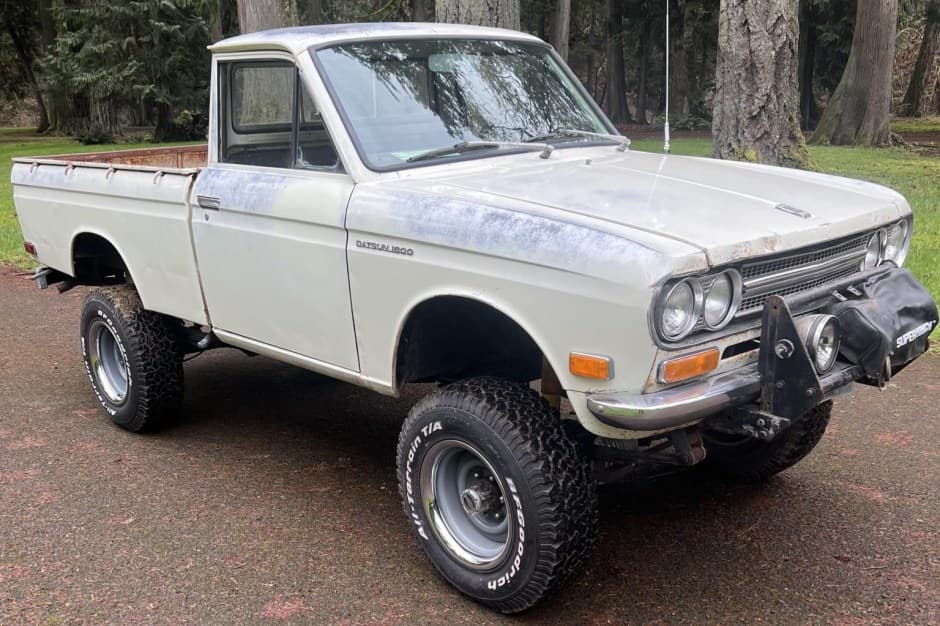 1971 Datsun Pickup sold for $7,000