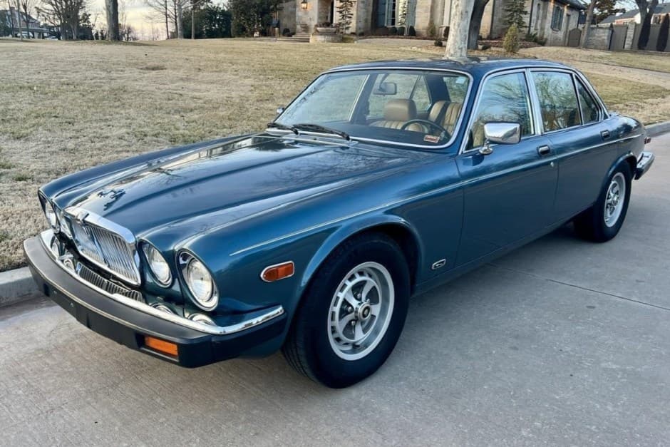 1985 Jaguar XJ Series 3 (1980-1992) sold for $15,000