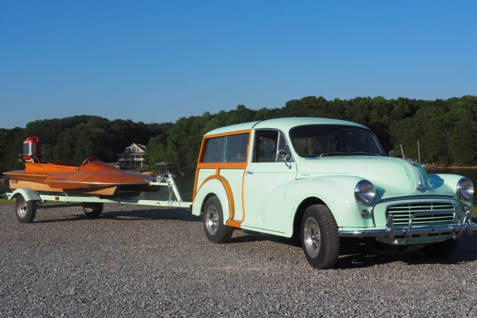 1960 Morris Minor sold for $17,000