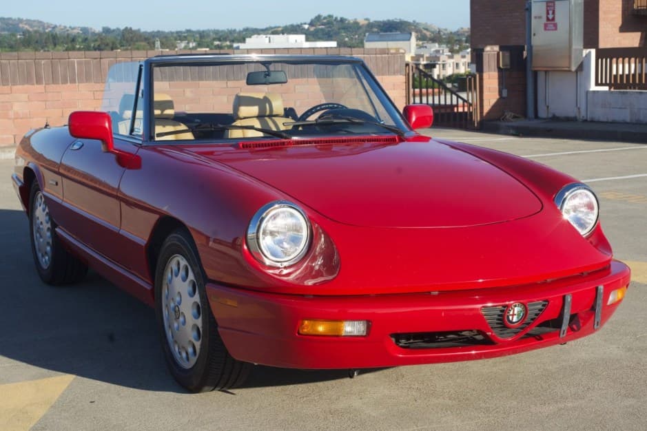 1991 Alfa Romeo 105/115 Spider Series 4 sold for $13,750