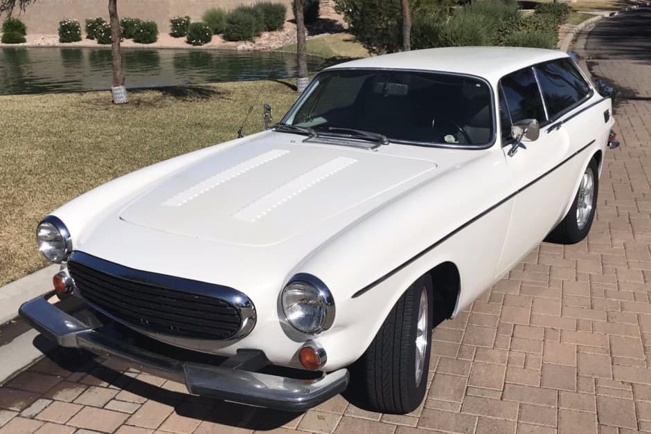 1973 Volvo 1800ES sold for $11,500