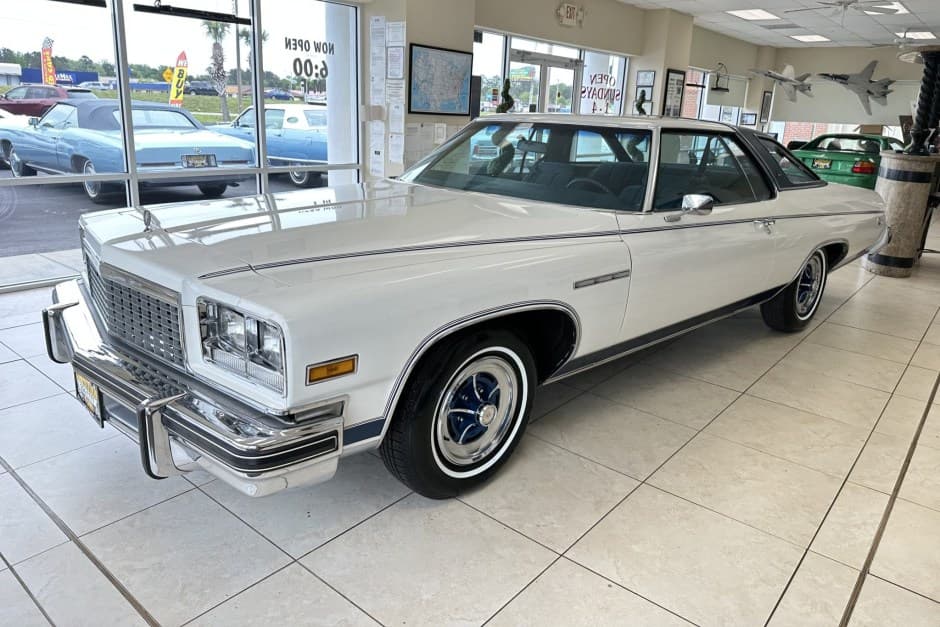 1976 Buick LeSabre sold for $18,500