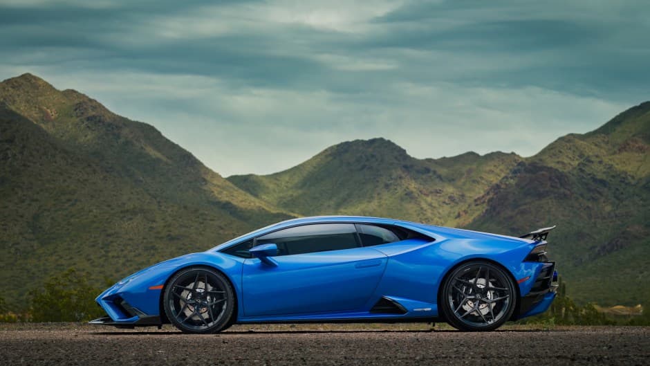 2021 Lamborghini Huracán sold for $271,000