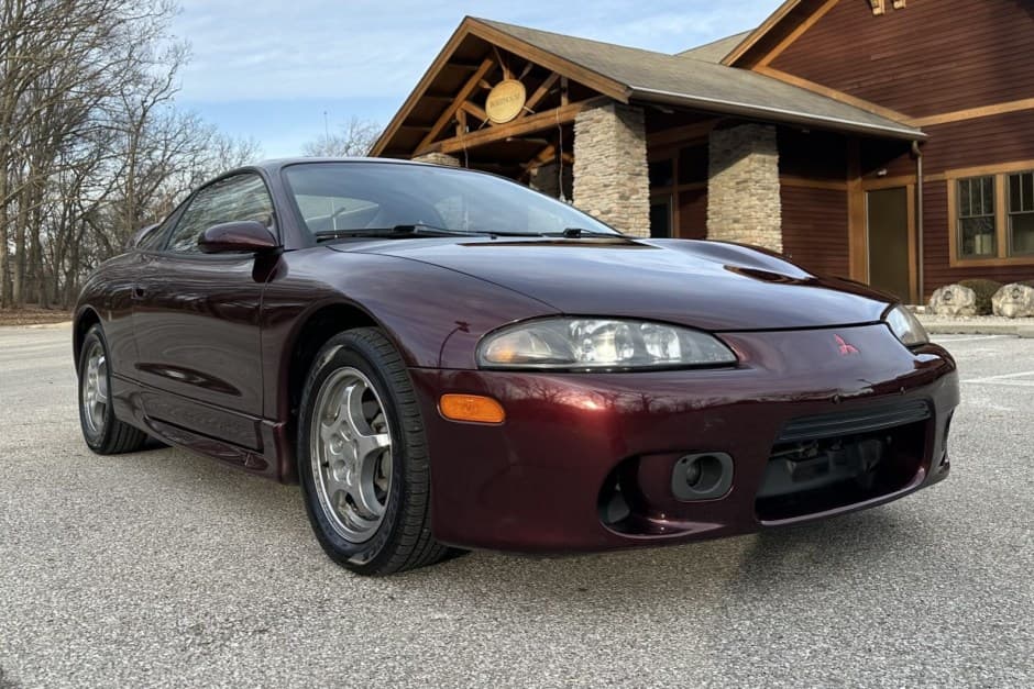 1999 Mitsubishi Eclipse, Eagle Talon, & Plymouth Laser sold for $15,250