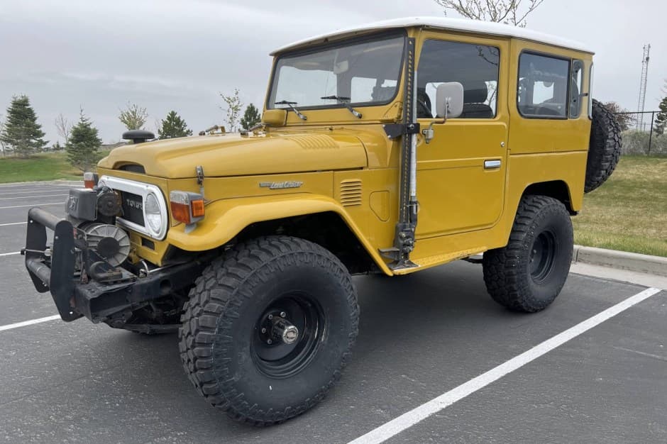 1978 Toyota Land Cruiser FJ40 sold for $22,250