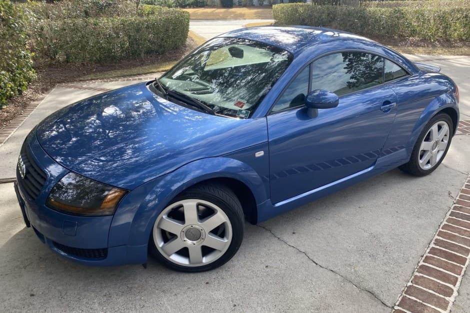2000 Audi TT sold for $10,250